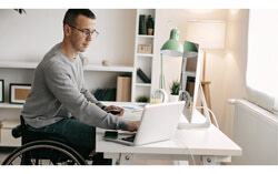 Free tax clinics and a comprehensive Super Clinic, organized by the Regional Association of West Quebecers in partnership with the CRA and local organizations, will provide low-income residents with free tax preparation services, financial guidance, and access to essential government benefits from March 3 to April 15. Photo: Courtesy of the CRA