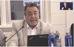 Denis Girouard, municipal councillor for the Lac-Beauchamp district, at the Gatineau City Council meeting (September 16, 2025). Photo: Screenshot