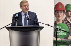 The Government of Quebec, represented by MP Mathieu Lévesque, is investing $5 million in Produits forestiers Résolu's Gatineau plant to reduce greenhouse gas emissions by over 13,000 tonnes annually as part of its Green Economy Plan. Photo: Courtesy of Produits forestiers Résolu